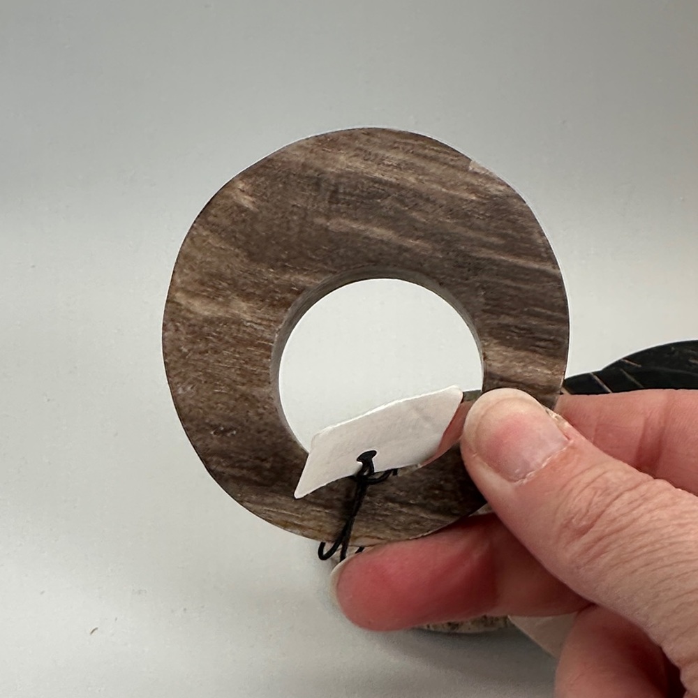 Crate and Barrel Natural Marble Set of 5 Napkin Ring, Holder ... Brown Tones. - Picture 7 of 10